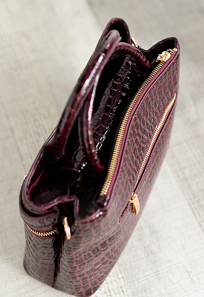 Bolso tote coco charol cremalleras