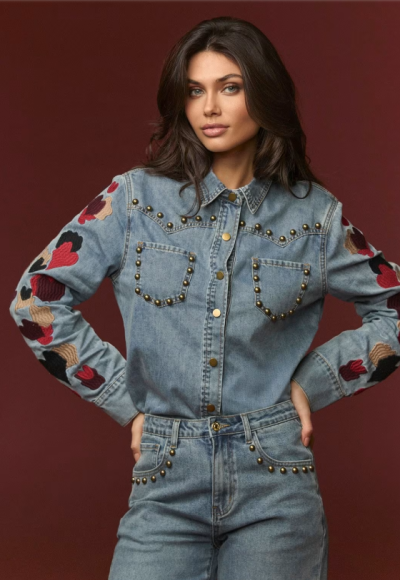 LOVELY TOP