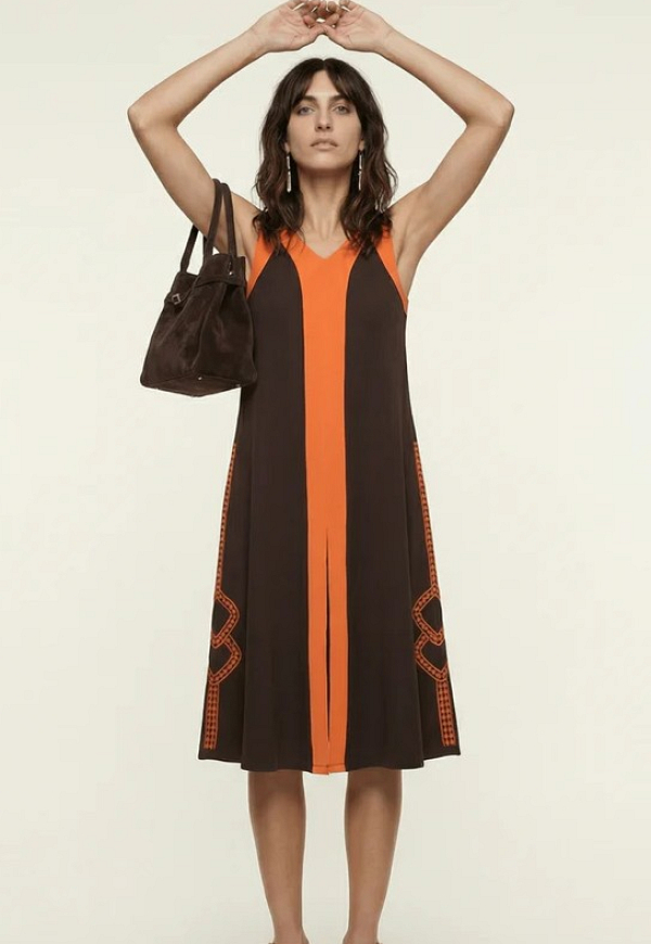 Vestido TIRANTE con cenefa bordada en contraste naranja  - 5975